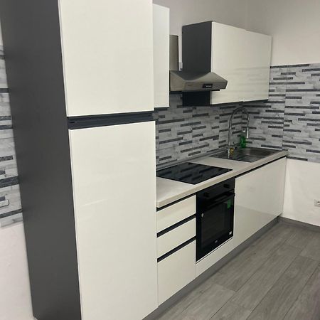 Appartamento Tortona Exterior foto